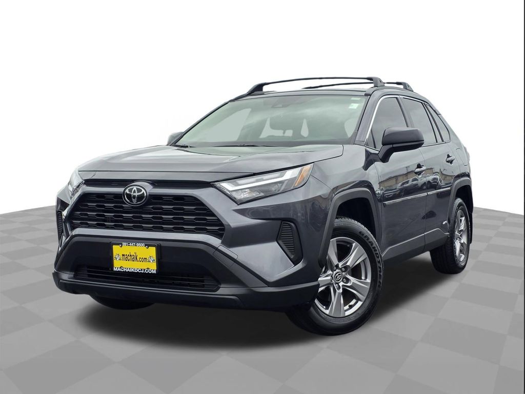 2025 Toyota RAV4 Hybrid LE AWD's photo