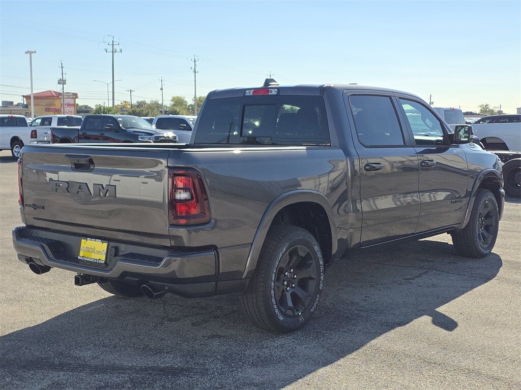 New 2026 Ram 1500 LONE STAR CREW CAB 4X2 5'7 BOX Pickup