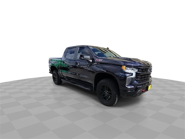 2023 Chevrolet Silverado 1500 LT Trail Boss photo 2