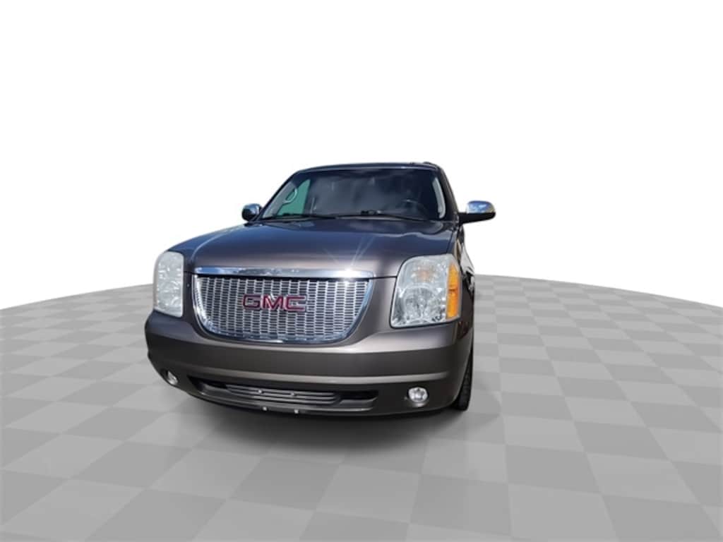 Used 2013 GMC Yukon XL SLE 1500 SUV