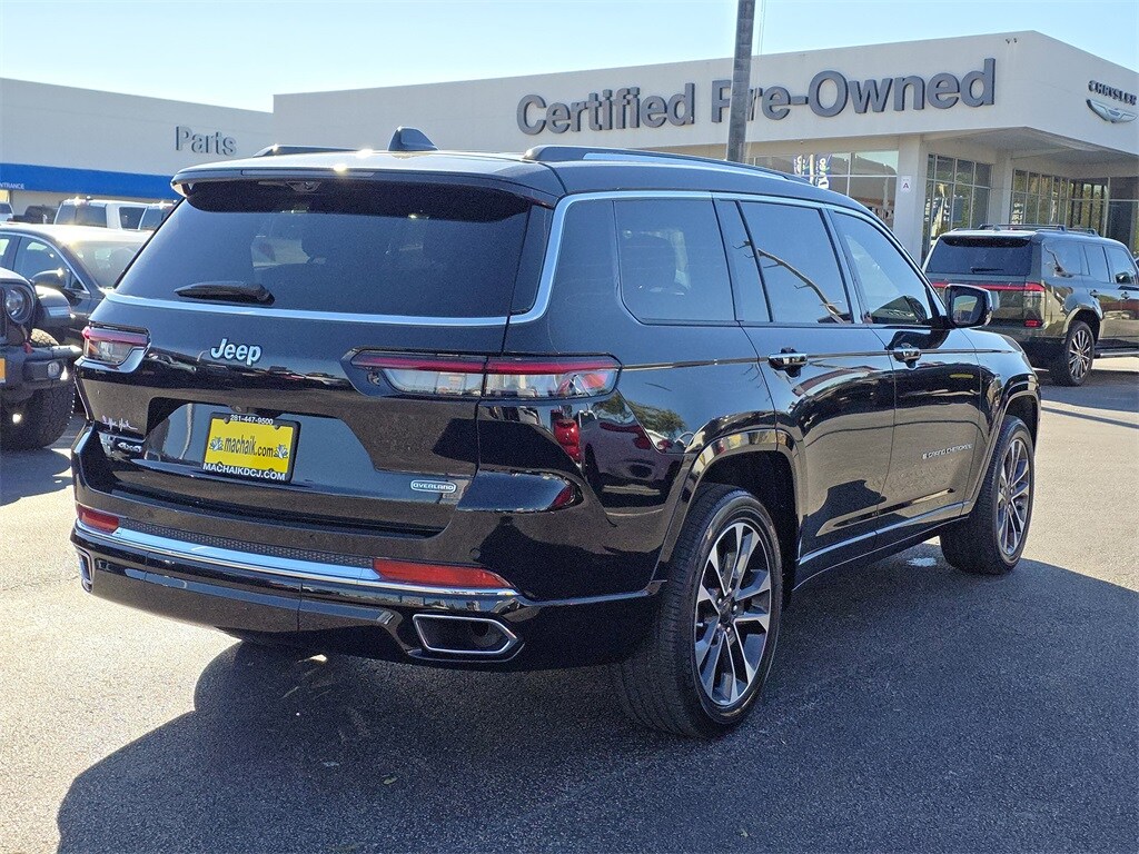 2023 Jeep Grand Cherokee Overland photo 4