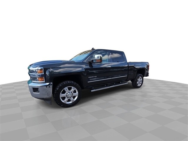 2017 Chevrolet Silverado 2500HD LTZ photo 4