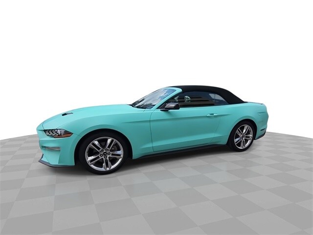 2021 Ford Mustang EcoBoost Premium photo 4