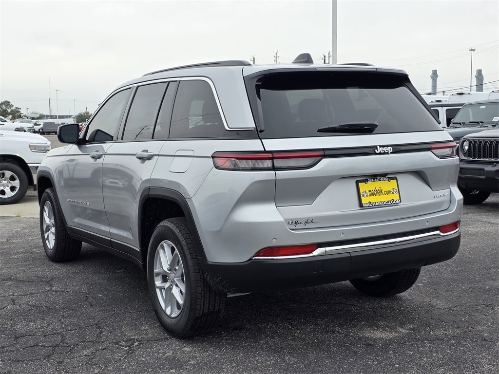 New 2025 Jeep Grand Cherokee LAREDO X 4X2 Sport Utility