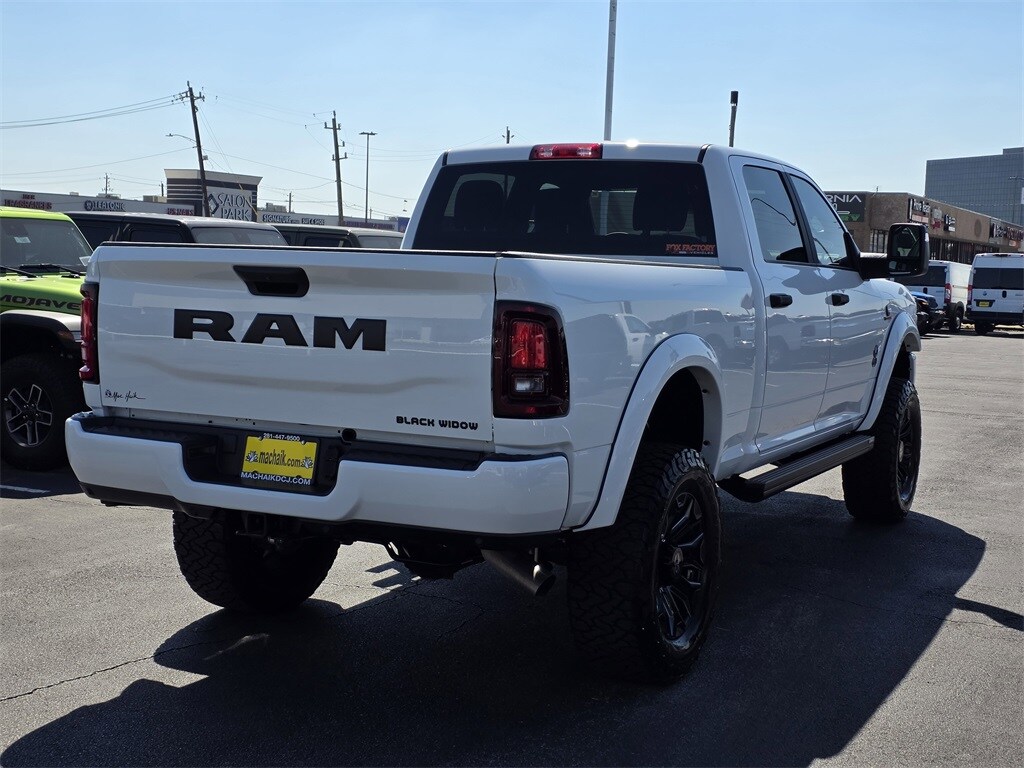 2025 Ram 2500 Big Horn photo 3