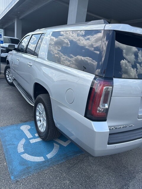 2018 Gmc Yukon XL SLT photo 3