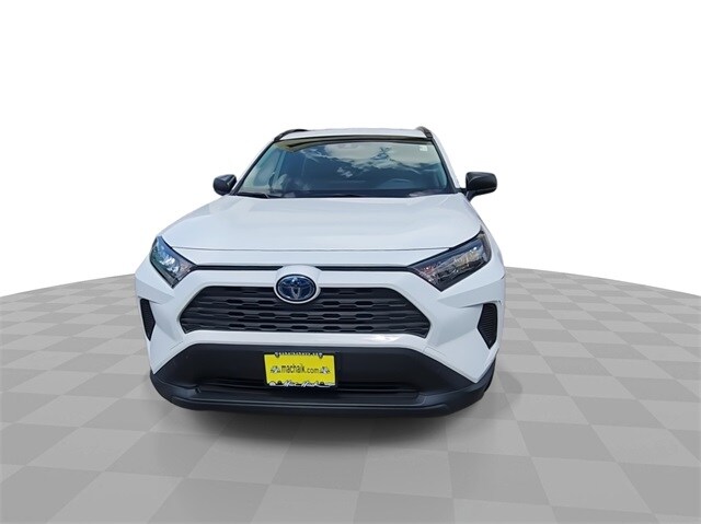 2021 Toyota RAV4 Hybrid LE photo 2