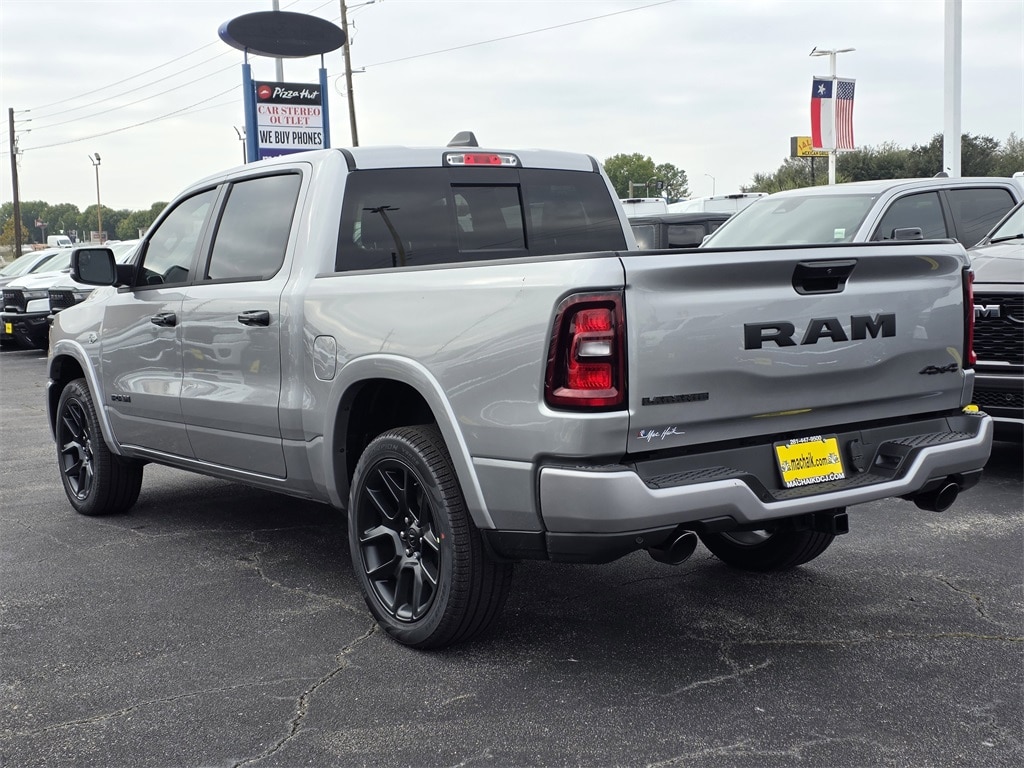 New 2026 Ram 1500 LARAMIE CREW CAB 4X4 5'7 BOX Pickup