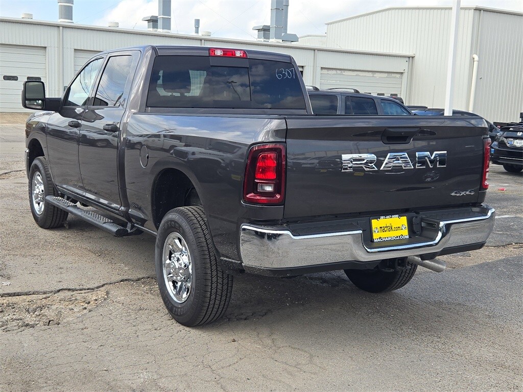 2026 Ram 2500 Tradesman photo 3
