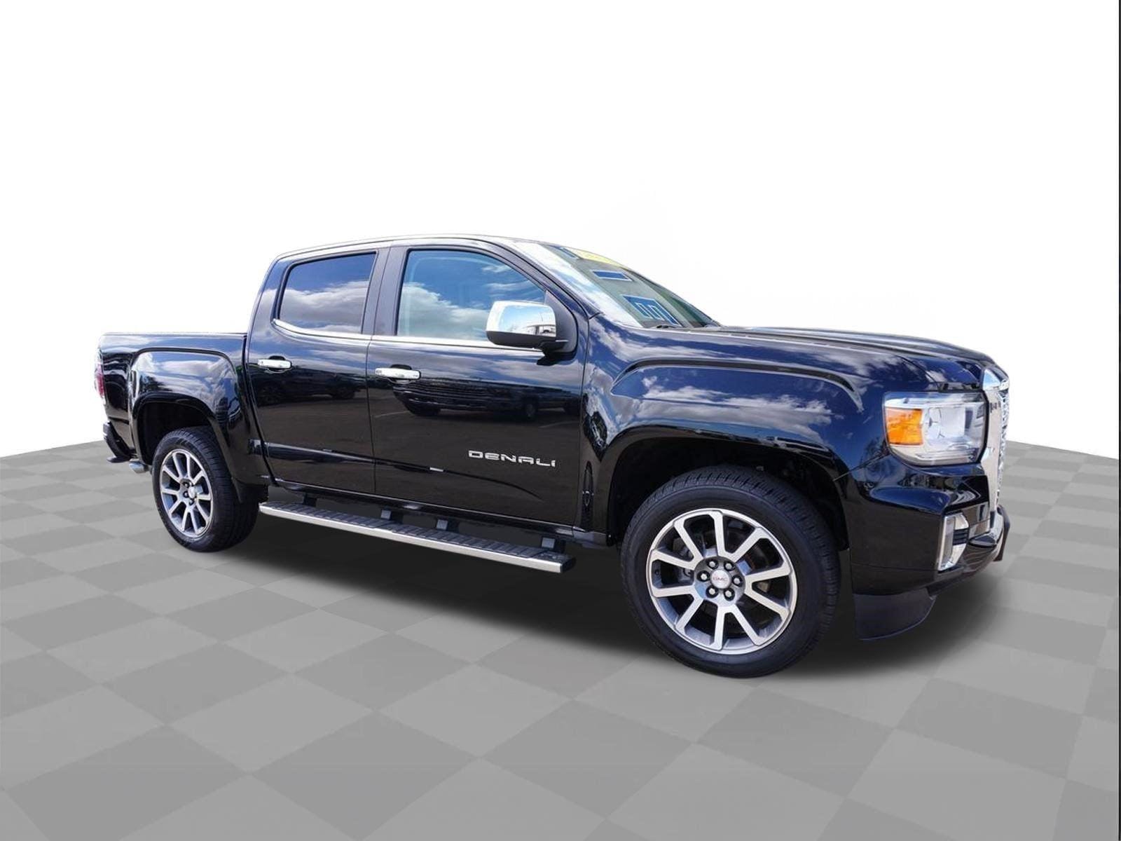 2021 GMC Canyon 4WD Denali Crew Cab Short Box's photo