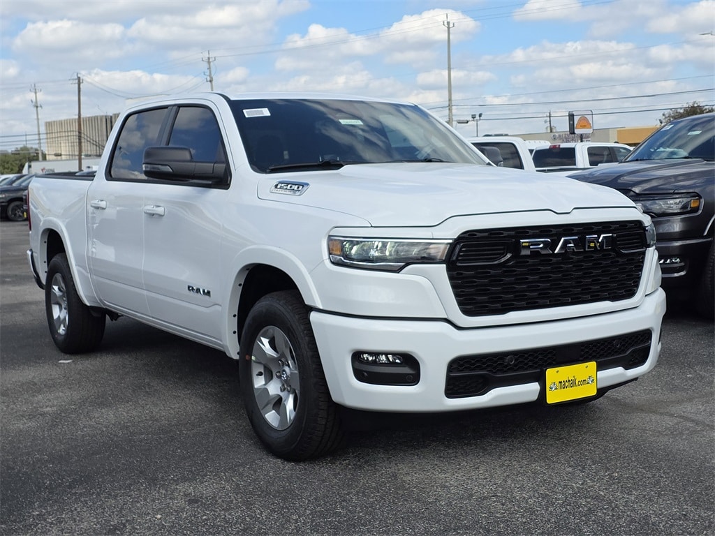 New 2026 Ram 1500 LONE STAR CREW CAB 4X2 5'7 BOX Pickup