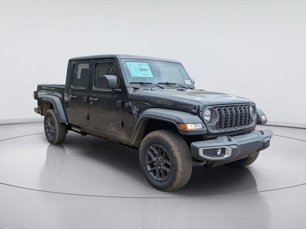New 2026 Jeep Gladiator Sport Truck Crew Cab