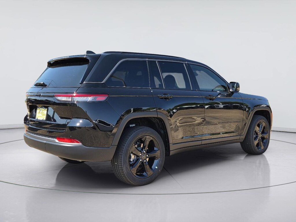 New 2027 Jeep Grand Cherokee Limited SUV