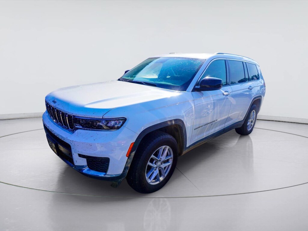 Used 2024 Jeep Grand Cherokee L Laredo SUV