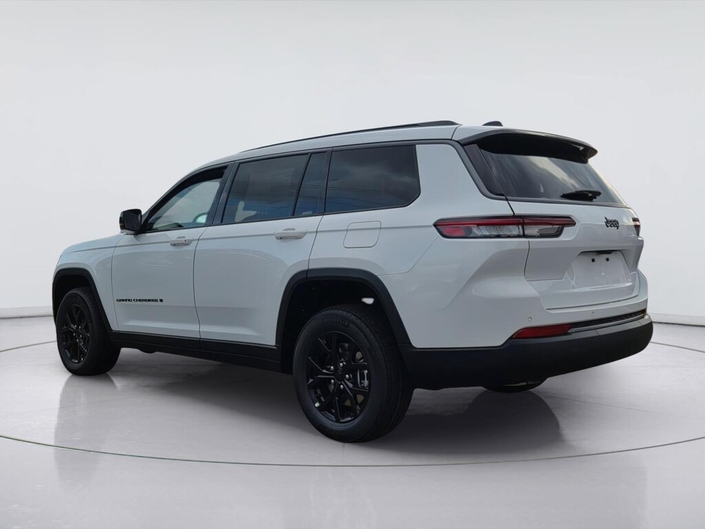 New 2026 Jeep Grand Cherokee L Laredo SUV