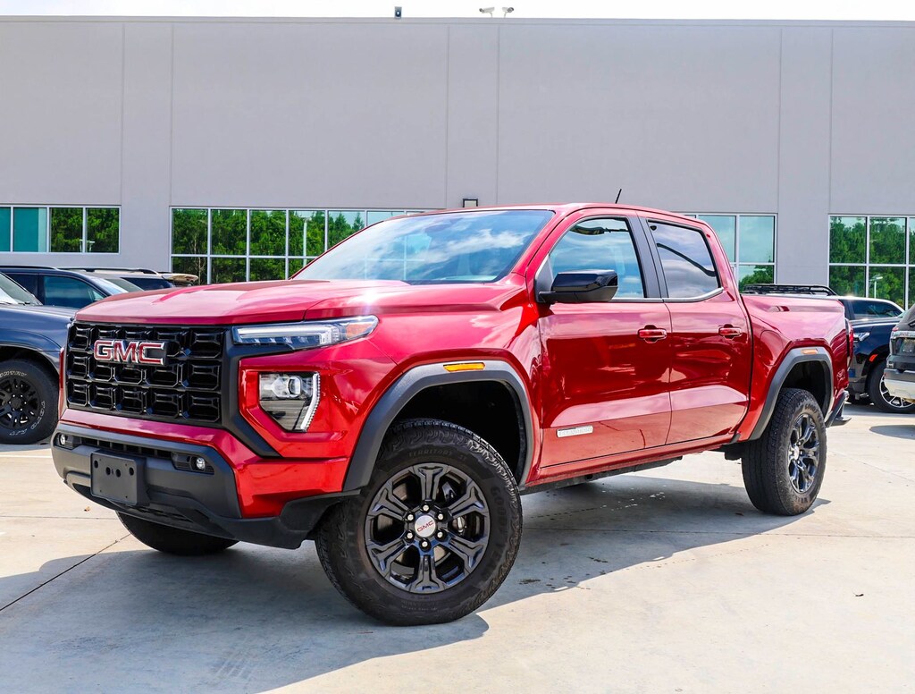 Used 2024 GMC Canyon Elevation Truck
