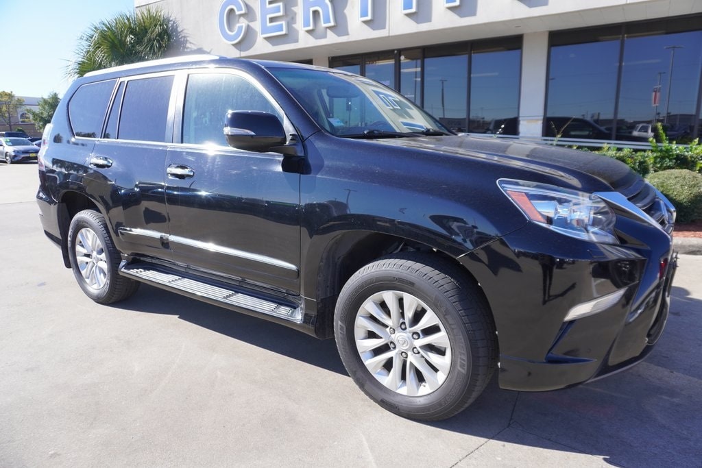 2017 Lexus GX Base's photo