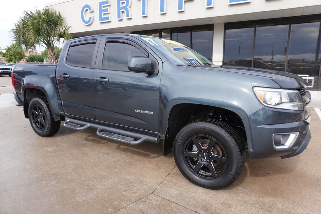 2017 Chevrolet Colorado 2WD Z71 Crew Cab Short Box's photo