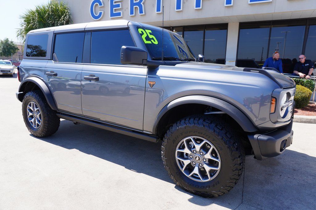 2025 Ford Bronco Badlands 4x4's photo