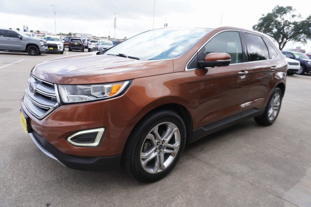 2017 Ford Edge Titanium photo 3