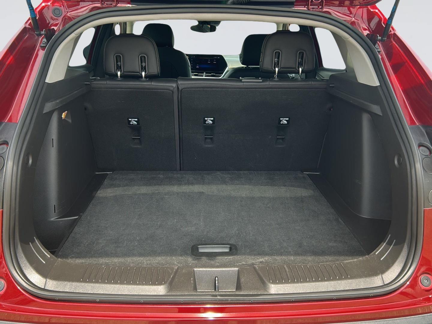 2025 Chevrolet Trax LT - Photo 27
