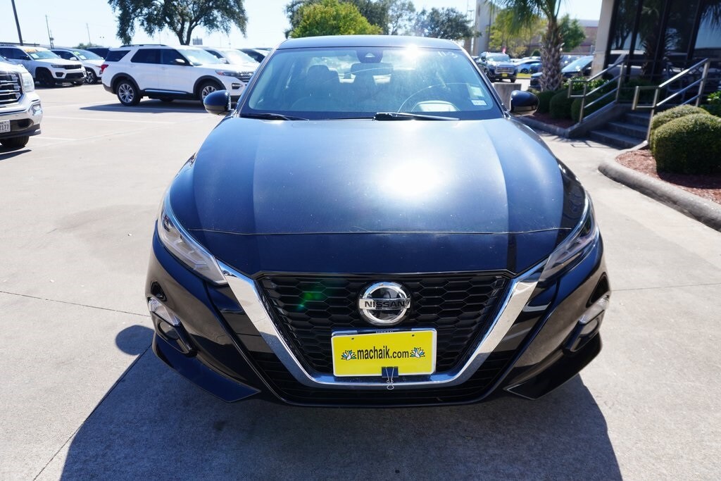 2019 Nissan Altima 2.5 SV photo 3