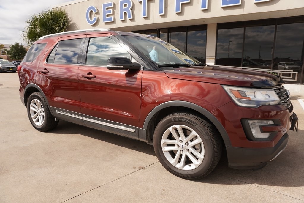 2016 Ford Explorer SUV 