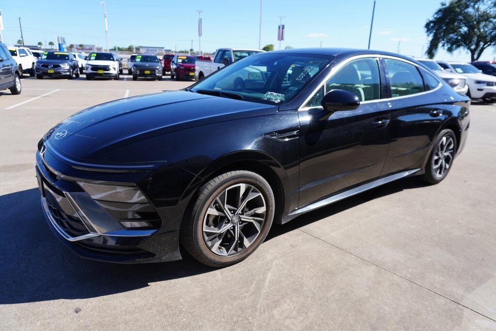 2024 Hyundai Sonata SEL photo 3