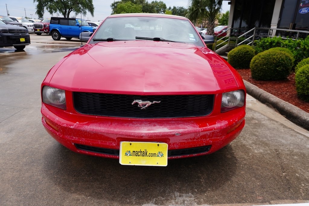 Used 2008 Ford Mustang Premium with VIN 1ZVHT84N385158326 for sale in Pasadena, TX