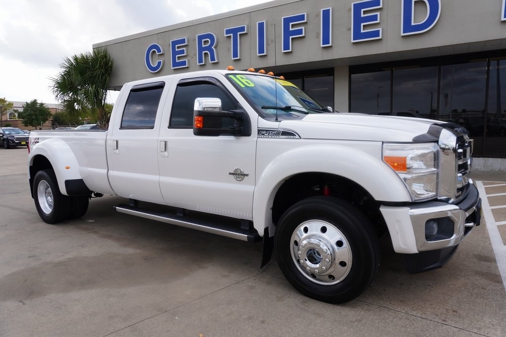 2016 Ford F-450 Super Duty Lariat