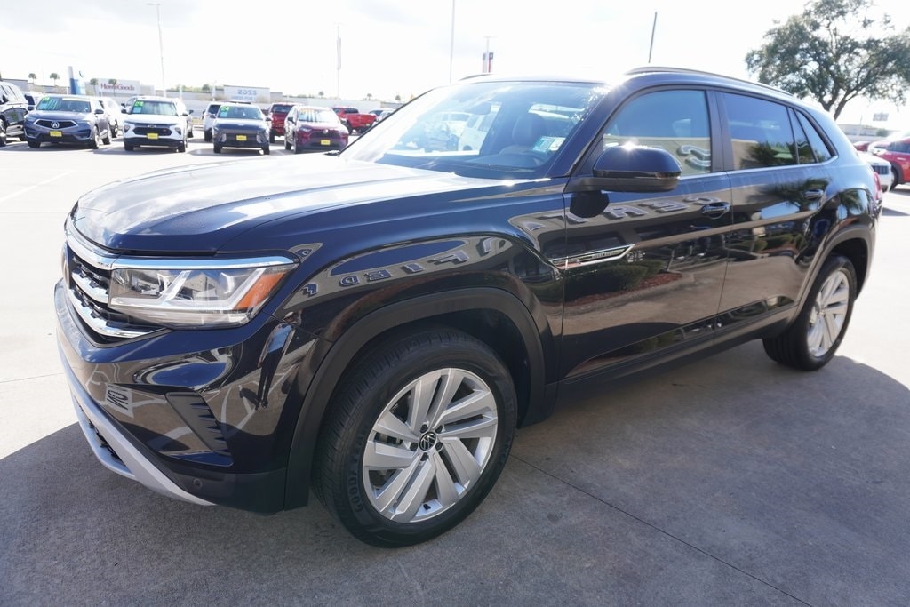 Used 2022 Volkswagen Atlas Cross Sport 3.6L V6 SE w/Technology SUV