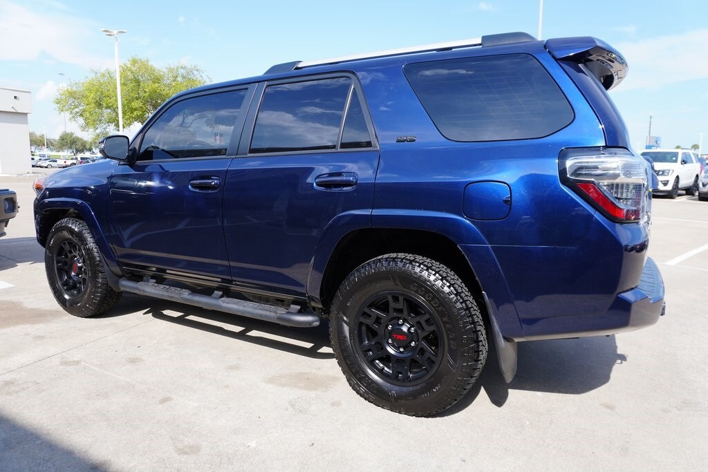 2023 Toyota 4Runner SR5 Premium photo 4