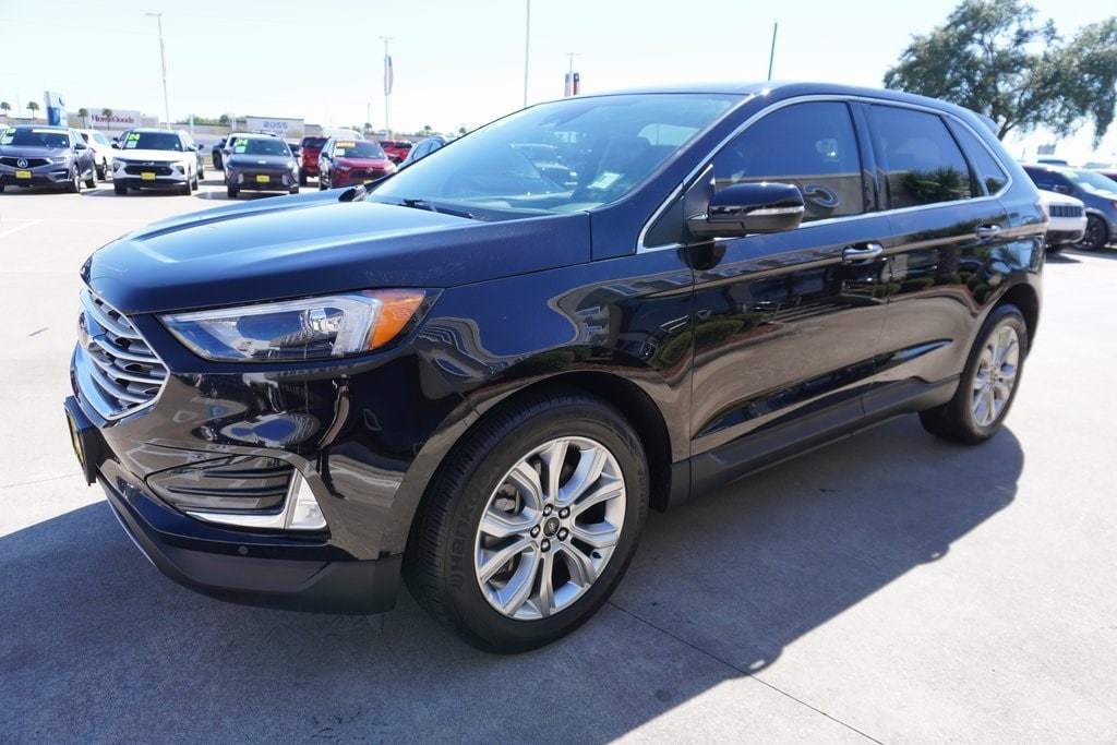 Used 2024 Ford Edge Titanium SUV