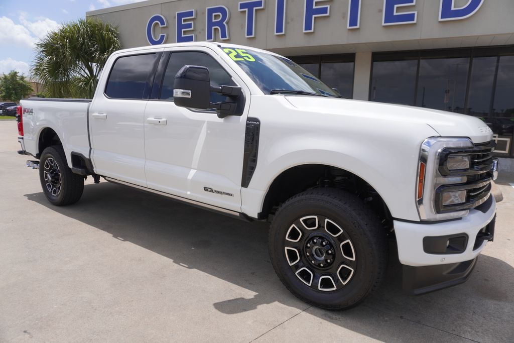 2025 Ford F-250 Super Duty Platinum