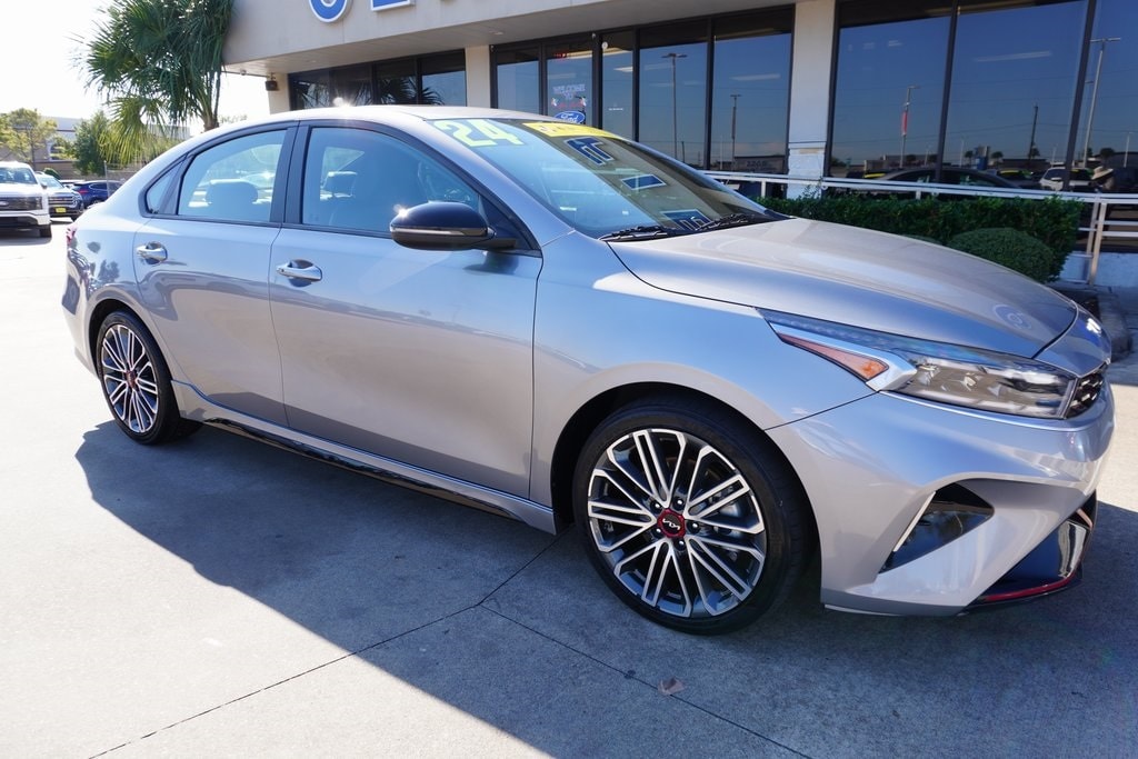 2024 Kia Forte GT's photo