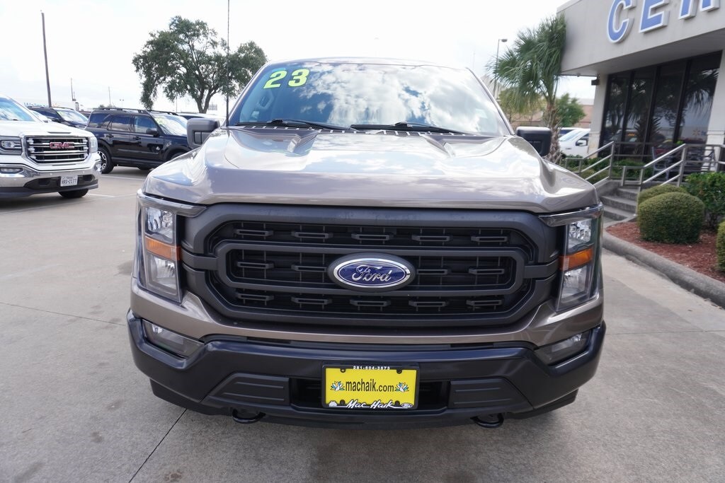 2023 Ford F-150 XL photo 2