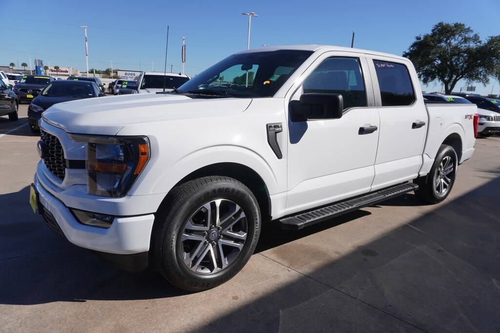 2023 Ford F-150 XL photo 3