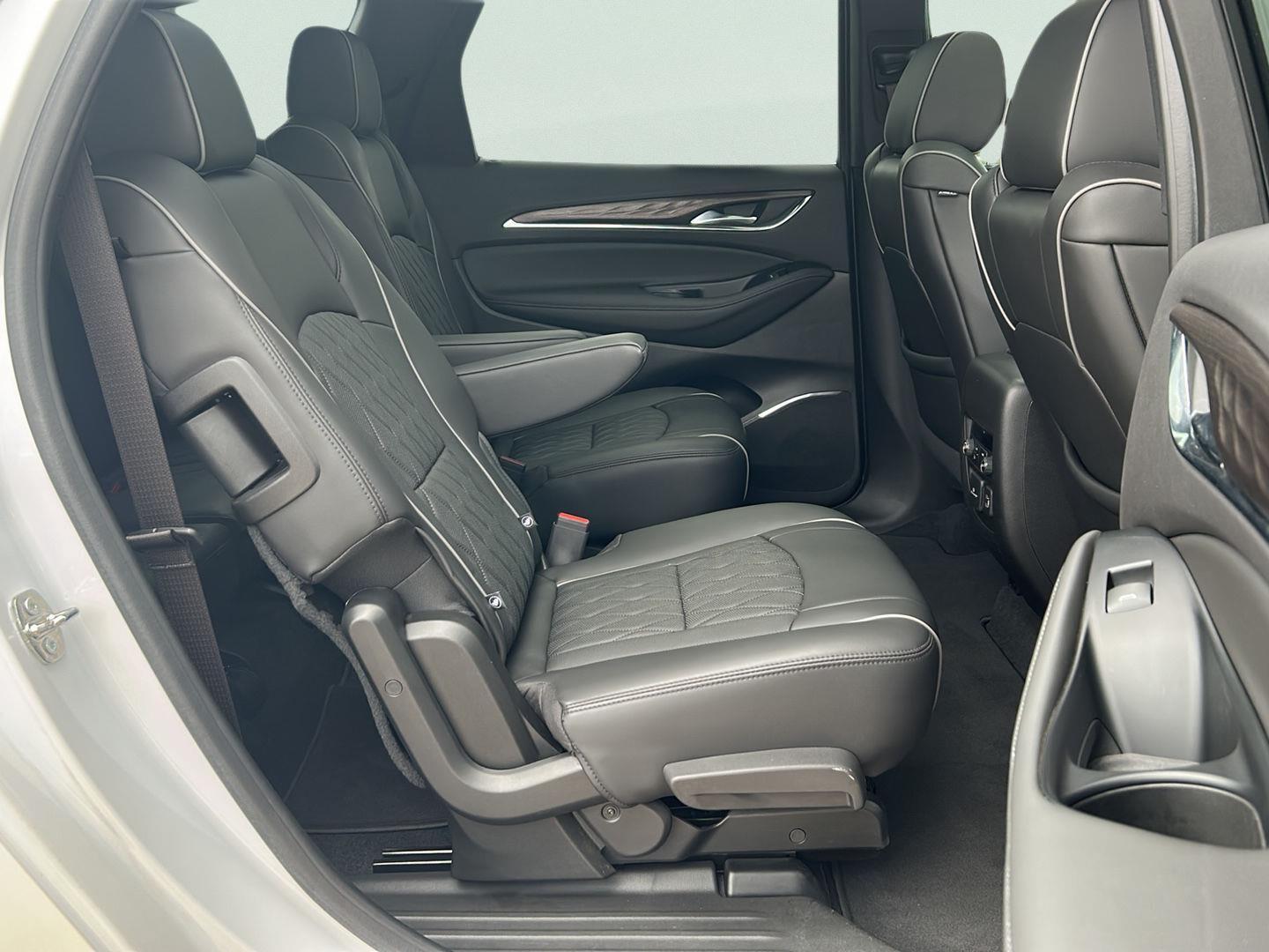 2023 Buick Enclave Avenir - Photo 22