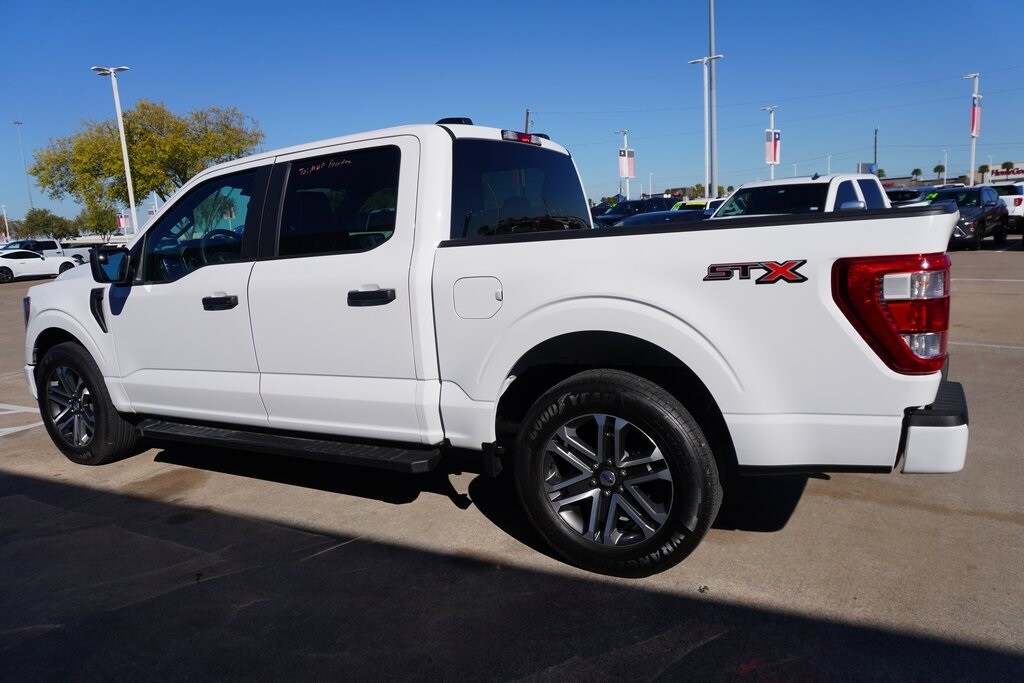 2023 Ford F-150 XL photo 4