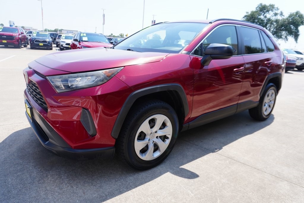 Used 2019 Toyota RAV4 LE SUV