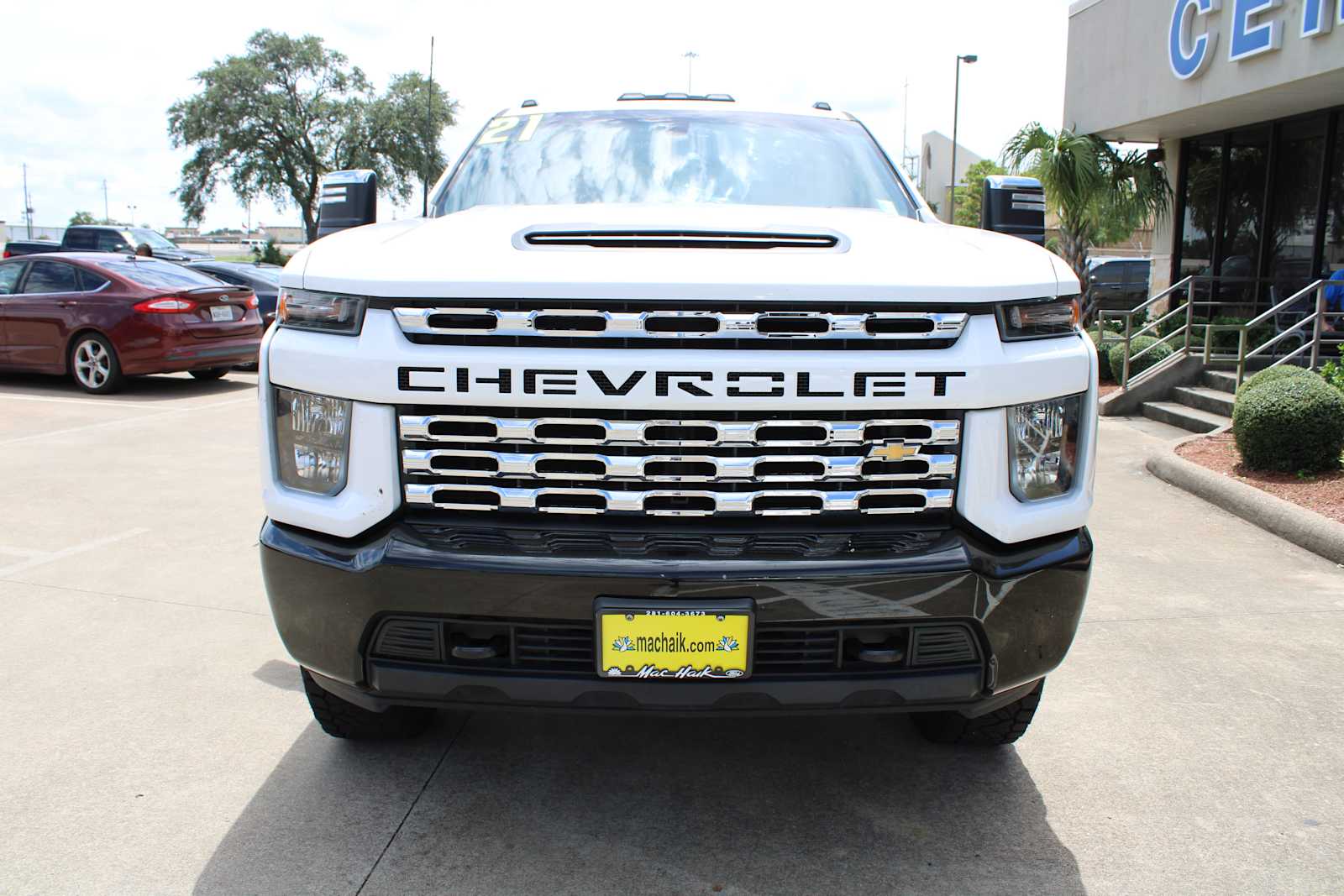 Used 2021 Chevrolet Silverado 2500HD Custom with VIN 1GC4YME79MF110118 for sale in Pasadena, TX