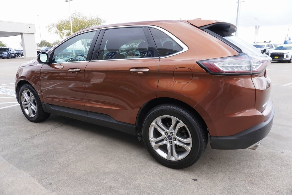 2017 Ford Edge Titanium photo 4