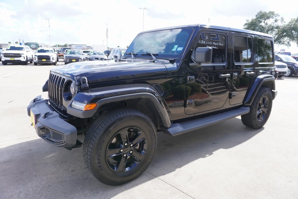 2020 Jeep Wrangler Unlimited Sahara photo 3