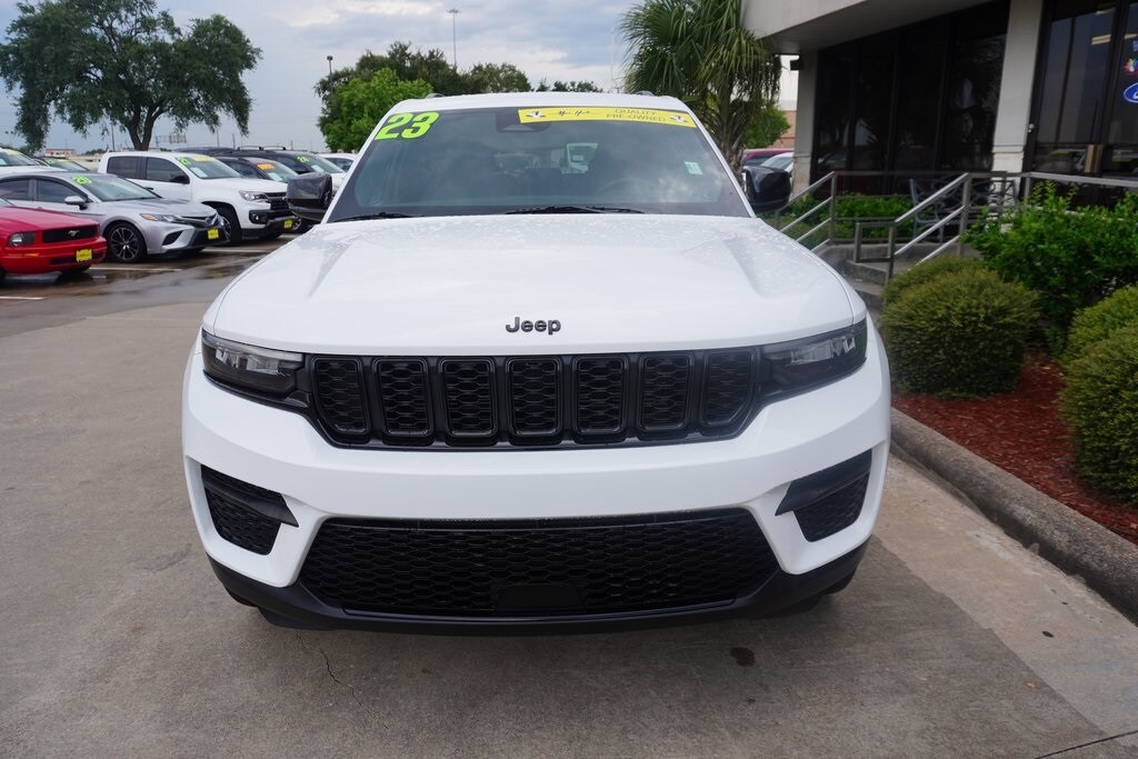 2023 Jeep Grand Cherokee Altitude X photo 3