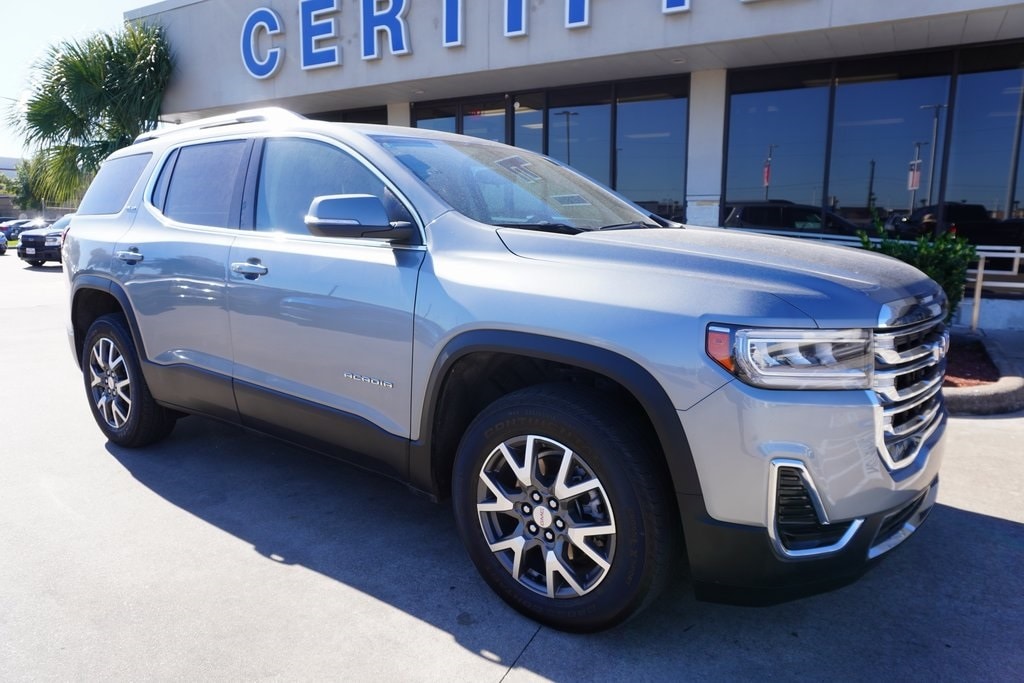 2023 GMC Acadia SLE's photo