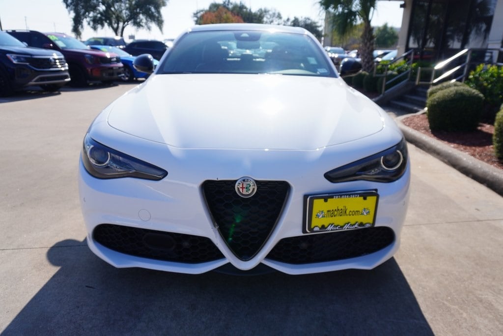 Used 2022 Alfa Romeo Giulia Veloce Sedan