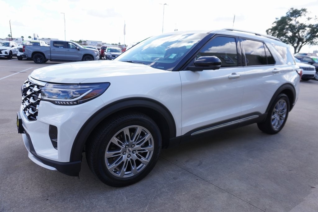 Used 2025 Ford Explorer Platinum SUV