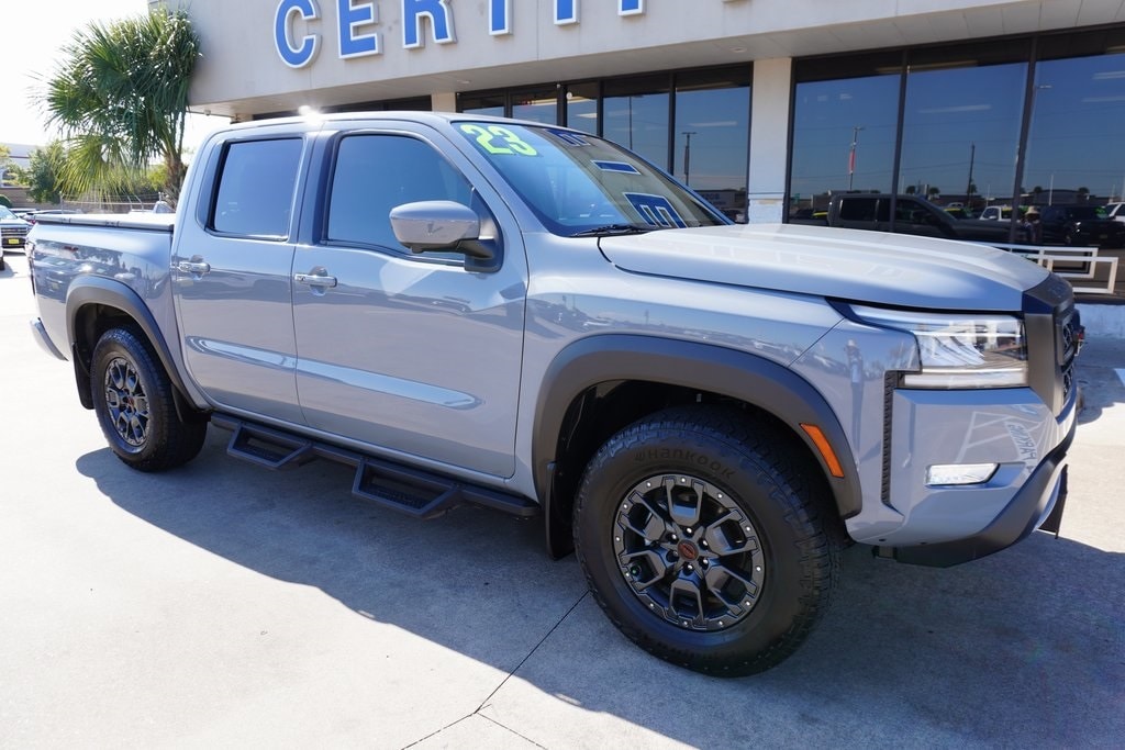 2023 Nissan Frontier