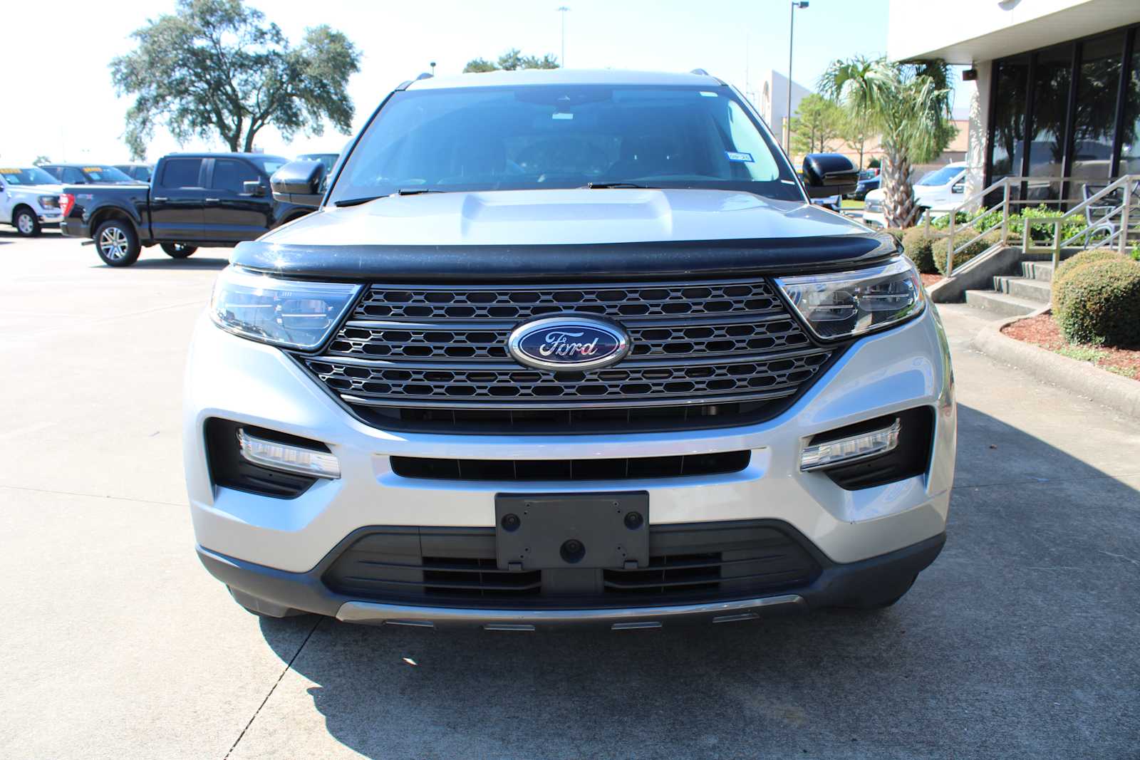 Used 2022 Ford Explorer XLT with VIN 1FMSK7DH5NGB95132 for sale in Pasadena, TX