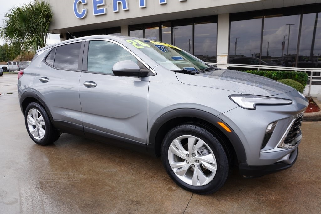 2024 Buick Encore GX Preferred's photo